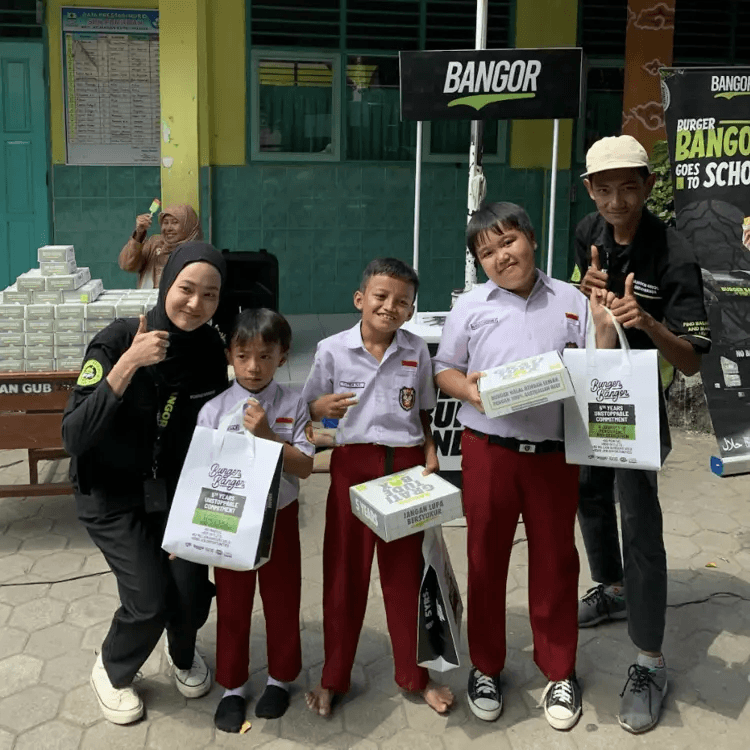 Bangor Goes To School 1